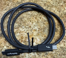 StarTech.com 3ft 1m Thunderbolt 4 Cable - 40Gbps - 100W PD - 4K/8K Video - Thu