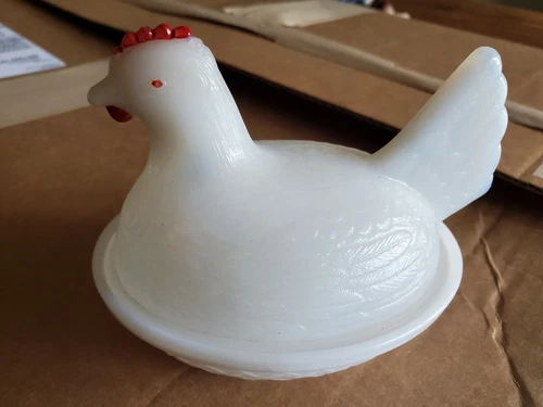 Vintage HAZEL ATLAS White Milk Glass Hen Chicken Rooster on Nest 5" Candy Dish