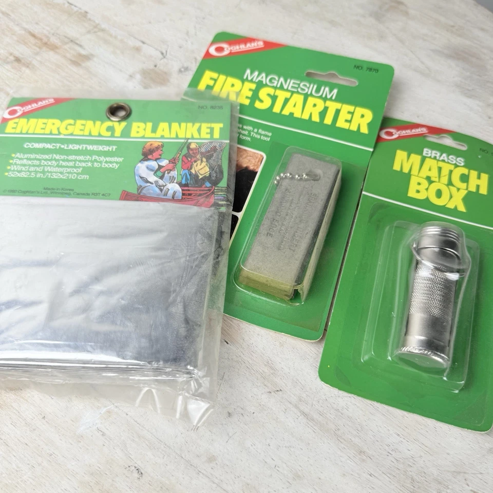 NOS Coghlan's Survival Kit Lote De 3 Novo Cobertor de Emergência Incêndio Starter Match Box - Imagem 2 de 4