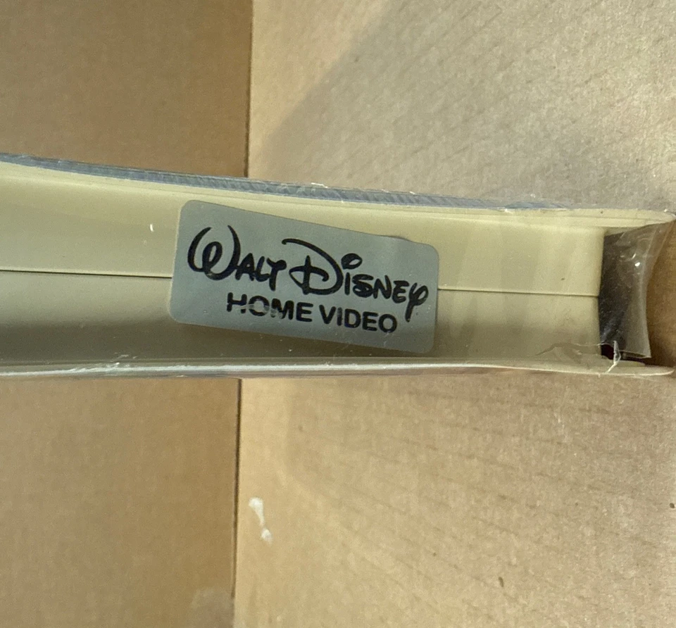 DISNEY - SNOW WHITE AND THE SEVEN DWARFS - VHS - SEALED - Not Black Diamond - Image 4 of 4