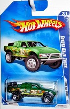 Hot Wheels 2008-31 TOYOTA BAJA TRUCK 1:64 Scale