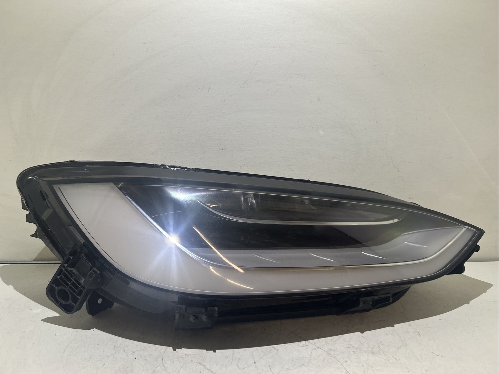 2016 - 2024 Tesla Model X Up-Level LED Passenger Right RH LED Headlight OEM 0144