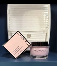 Mary Kay Intense Moisturizing Cream for Dry Skin. 1.8 oz New in Box