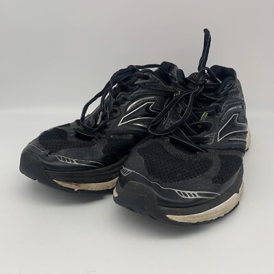 Original British Army Issue Magnum Service Army Trainers Vibram Sole Size  M UK UK