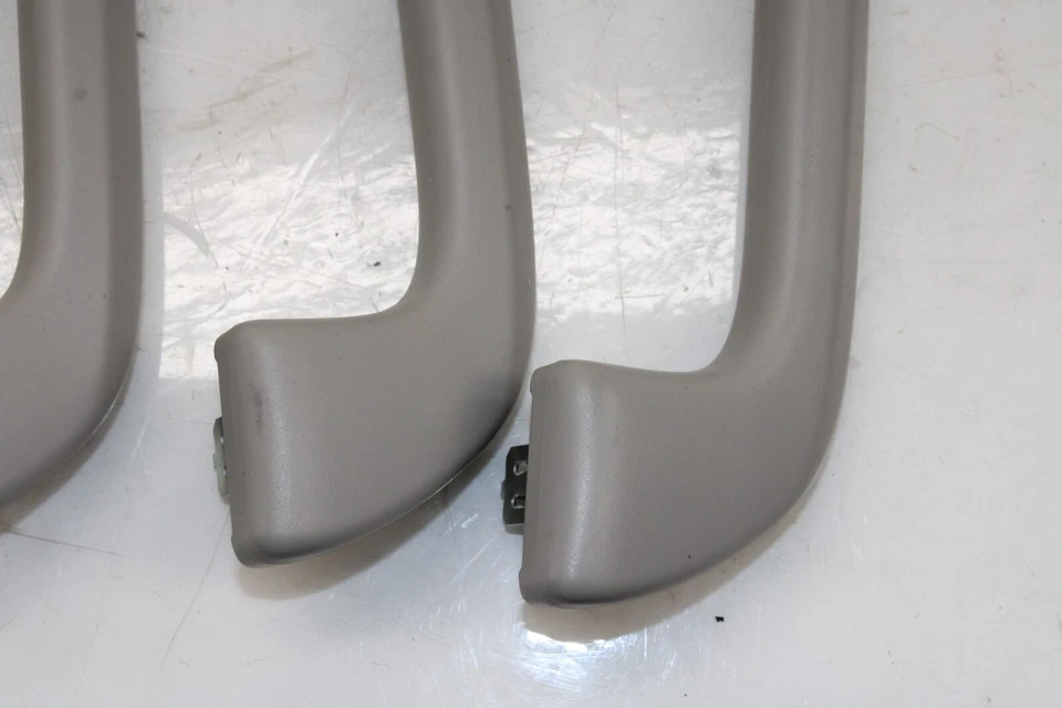 Conjunto de alça de garra Acura TL 2009-2014 FABRICANTE DE EQUIPAMENTO ORIGINAL GP122 - Imagem 3 de 4