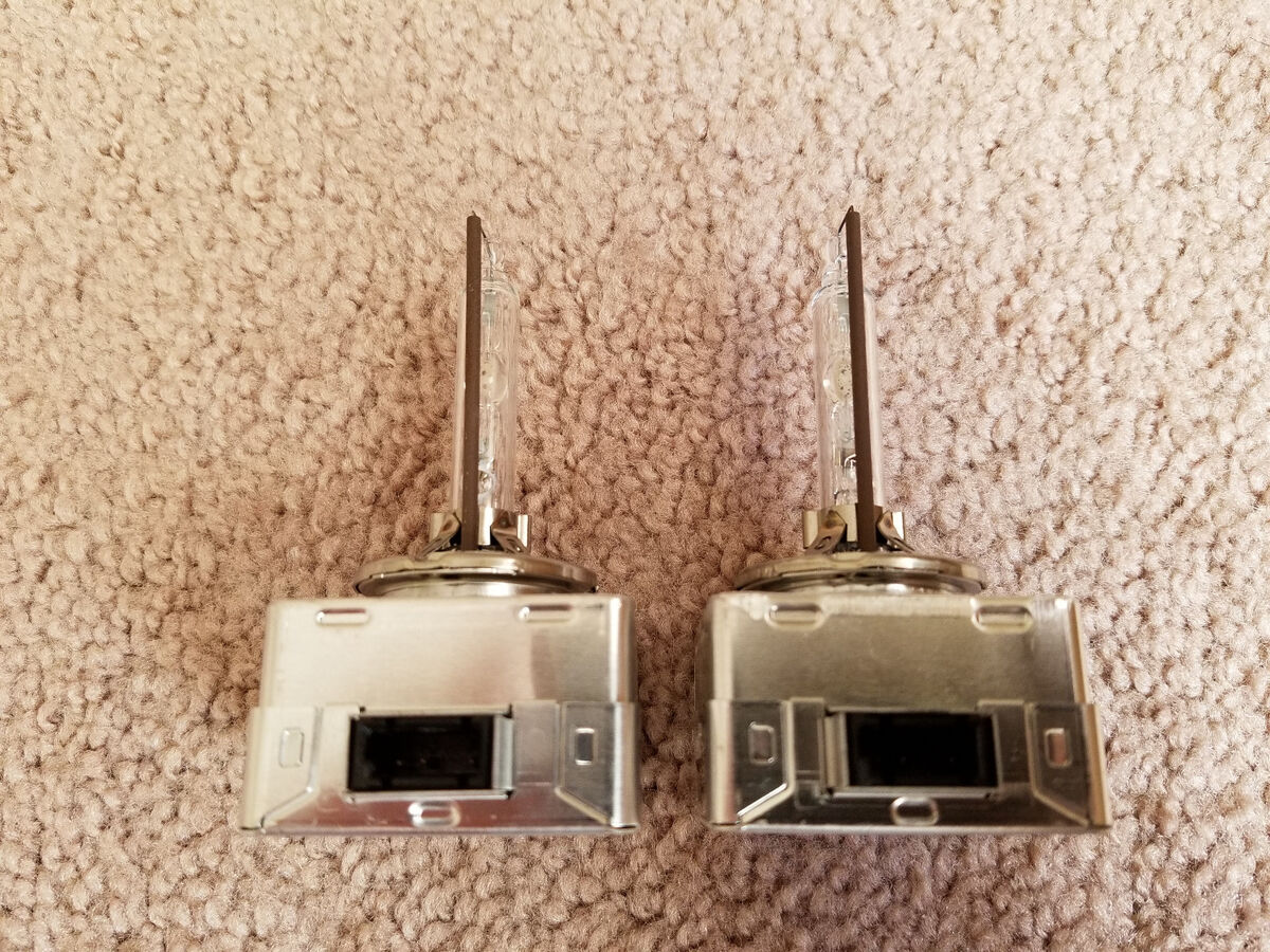 Philips XenStart D3S 35w HID Headlight Bulb OEM LOT OF 2 | eBay Philips XenStart D3S 35w HID Headlight Bulb OEM LOT OF 2 | eBay