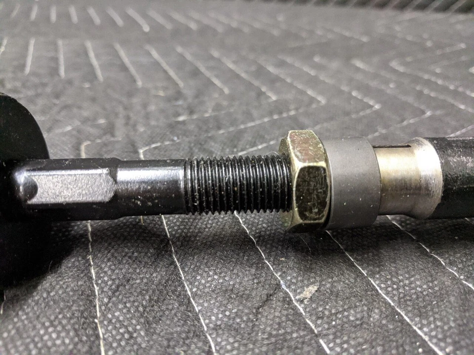 Стяжной стержень правый для BMW E36 3-Series M3 32111139316 - Изображение 4 из 4