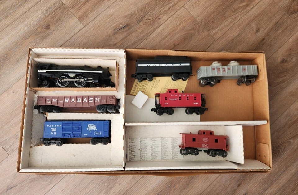1989 Lionel Iron Horse Freight 6 11703 Electric Train Set 027 Gauge USA 1989-lionel-iron-horse-freight-6-11703-electric-train-set-027-gauge-usa