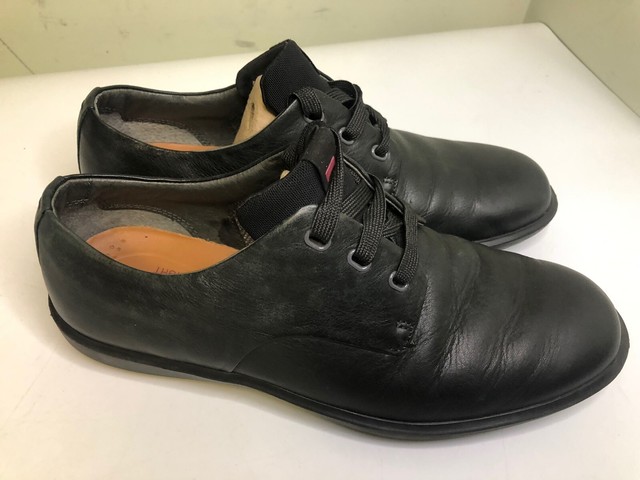 lightweight black leather shoes