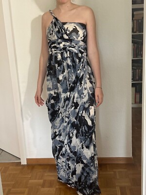 bcbg long one shoulder dress Amazon.com: BCBGMAXAZRIA Womens One Shoulder Neck Sunburst Pleated Maxi  Dress, Silver, 2 US : Clothing, Shoes & Jewelry