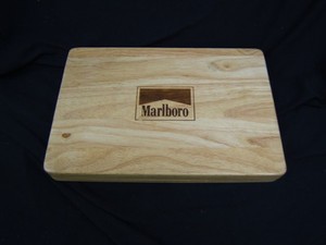 Vintage Marlboro Poker Set in Oak Wood Box w/ Chips and Cards VGC