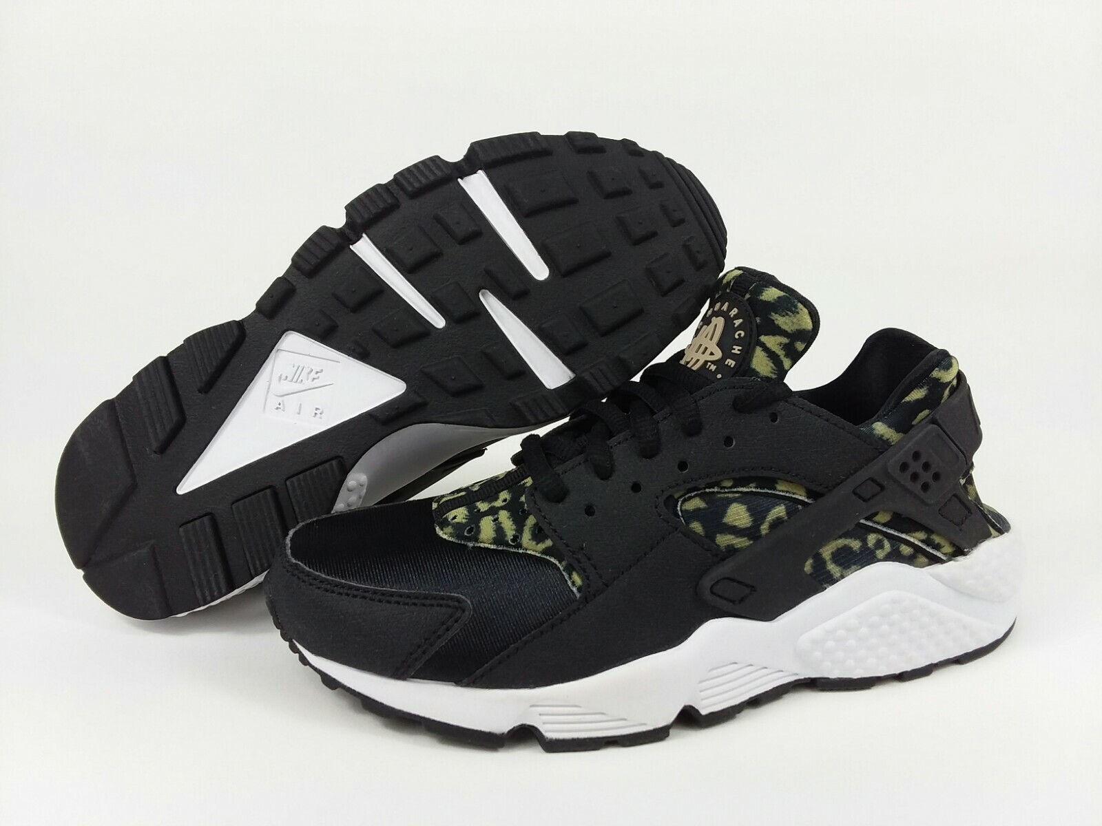 nike leopard huarache