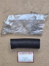 NOS OEM MITSUBISHI MD005135 Carburetor Duct H...