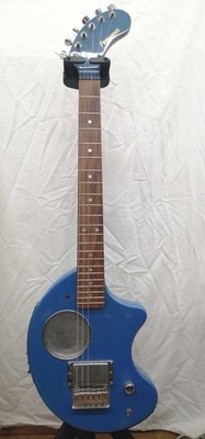 FERNANDES Digi-Zo E-Gitarre mit integriertem Verstärker gebraucht JP