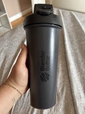 Blender Bottle Classic 32oz Shaker with Loop Top