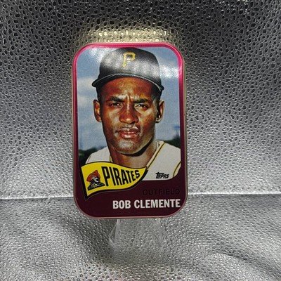 Roberto Clemente - 1998 Topps 1965 Topps Commemorative Tin With Card Pirates HOF