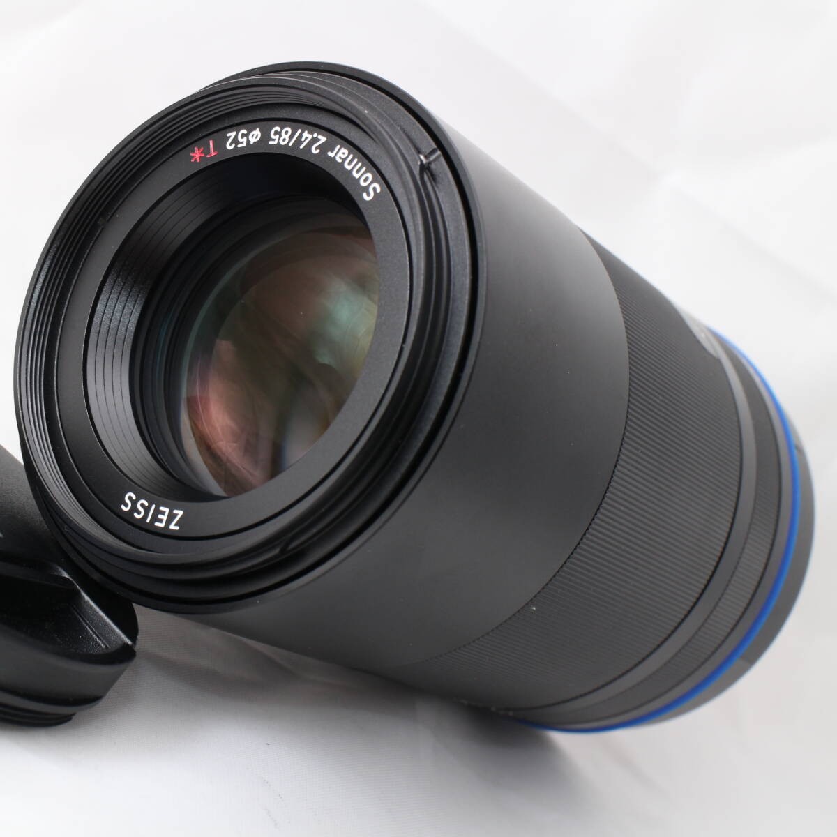 ZEISS Loxia 2.4/85 85mm F2.4 Prime Lens for Sony E-Mount, Full