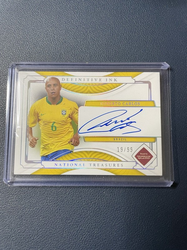 2022-23 National Treasures World Cup Roberto Carlos Definitive Ink Auto #/99
