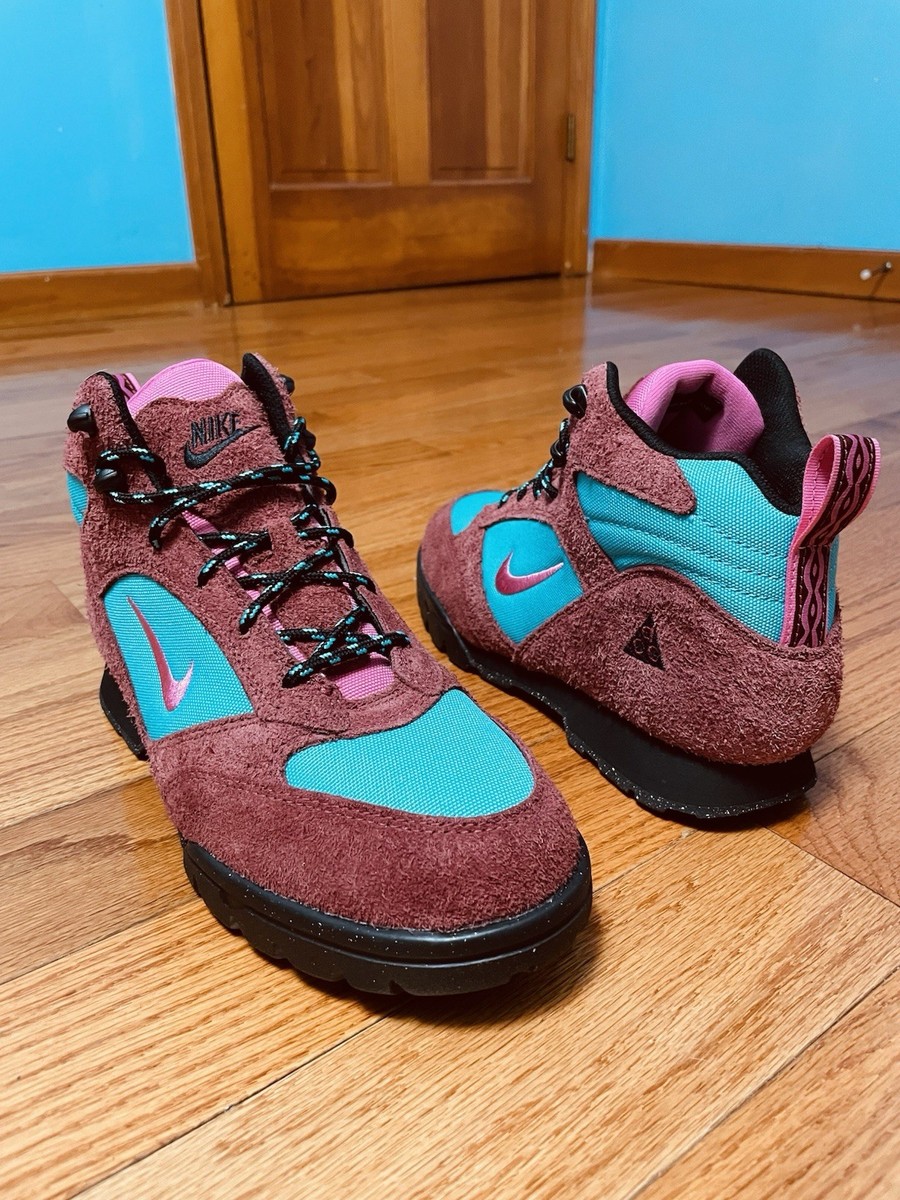 Nike ACG Torre Mid Waterproof - Size: 9.5 - FD0212 600 - Team Red