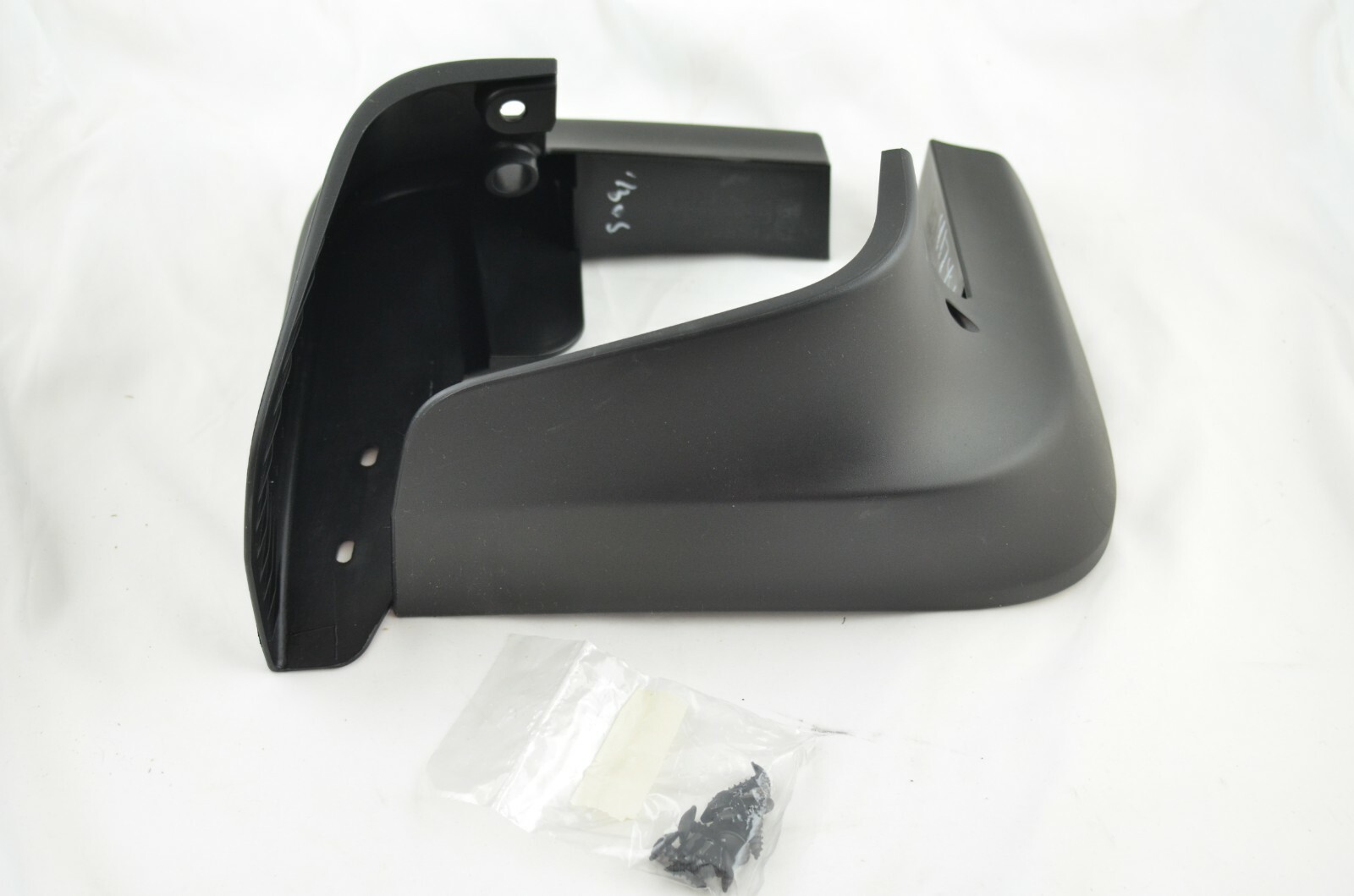 20122019 Genuine Nissan NV Black Splash Guards Rear 999J2HX004 eBay
