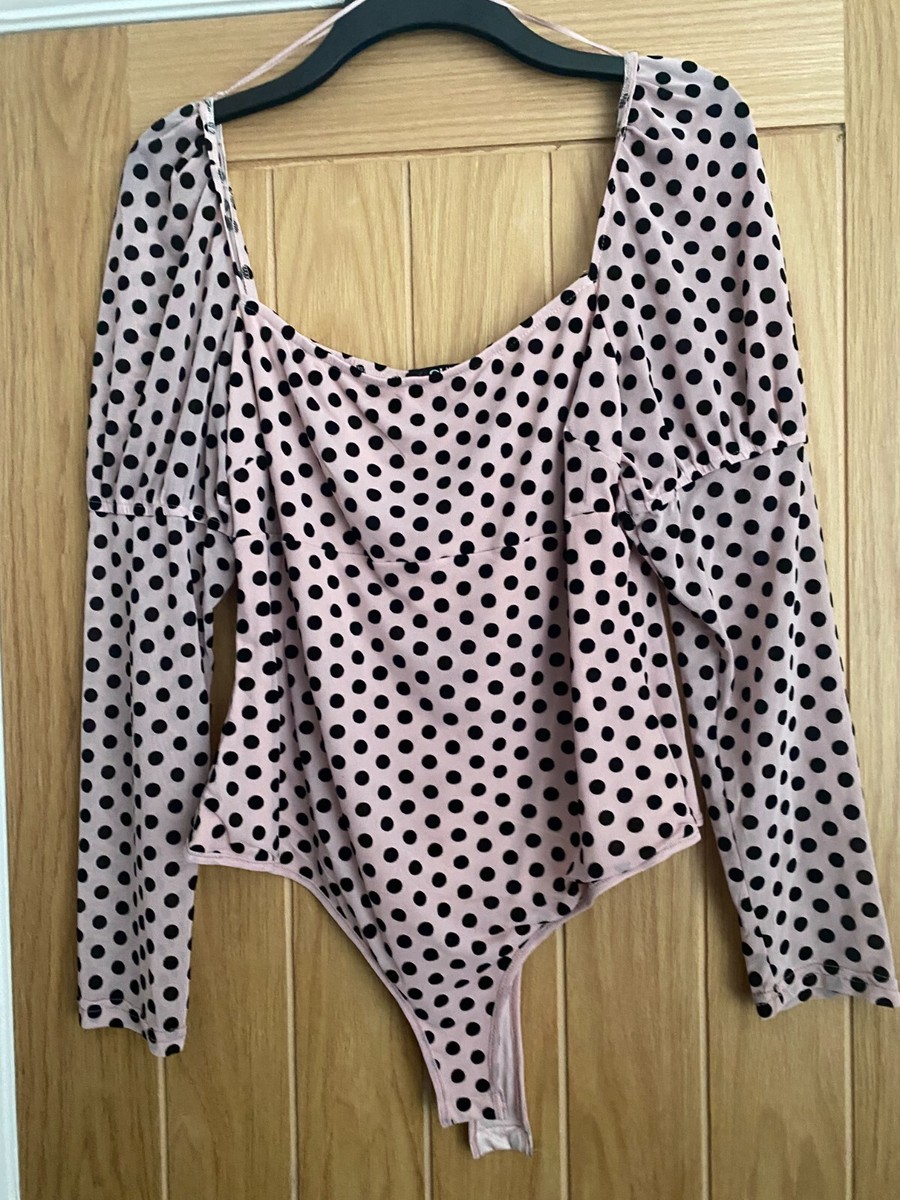 quiz polka dot top