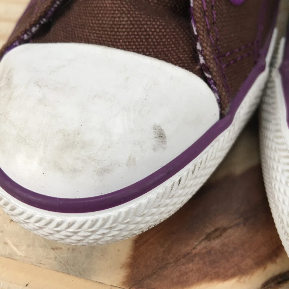 匡威鞋女式 6 Chuck Taylor All Star 高帮运动鞋系带棕色 — 第 3/4 张图片