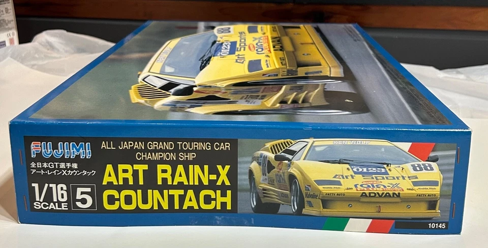 Fujimi 1/16 Art Rain-X Lamborghini Countach Large Scale - Image 2 of 3