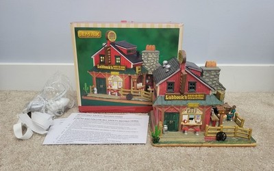2015 Lemax Lunbock's Bar B Que w/ Box and Light Christmas Village Buildin 55950