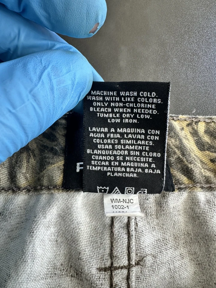 Realtree MAX-1 XT Men's M Camo Cargo Pants 6 Pocket (34 x 32) S5444-7-C6 - Image 3 of 4