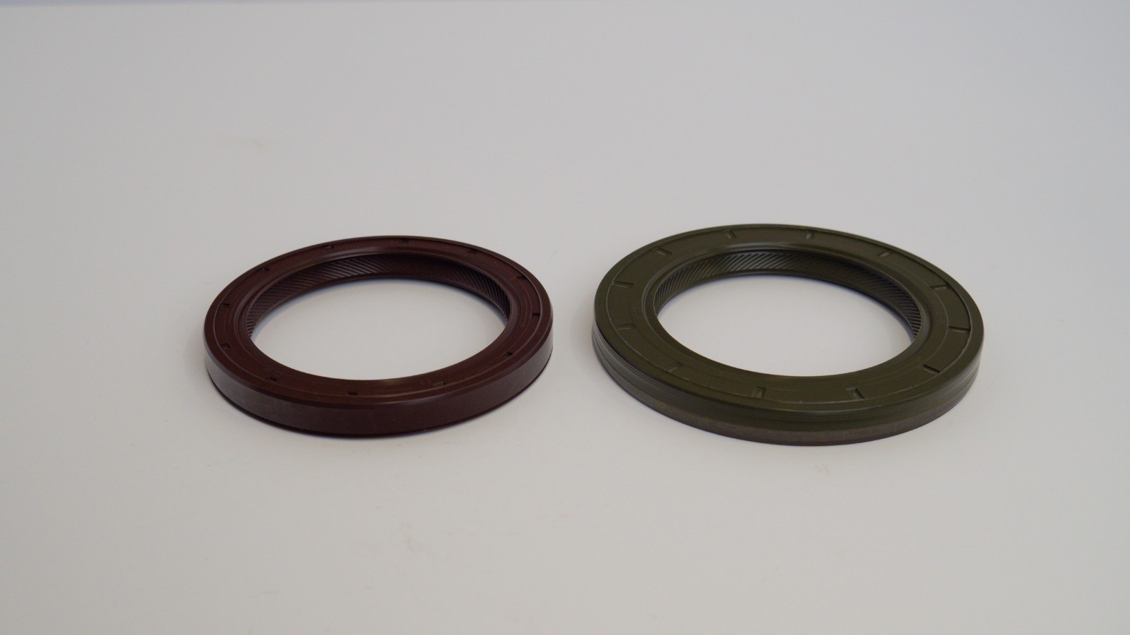 McLaren Axle Seal Set 11G0163CP 11G0164CP