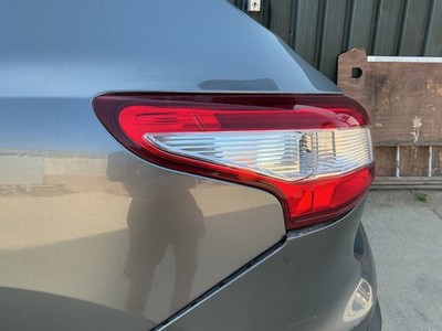 Nissan Qashqai J11 Heck LH Rückleuchte Karosserie montiert OEM Original 2014-2021