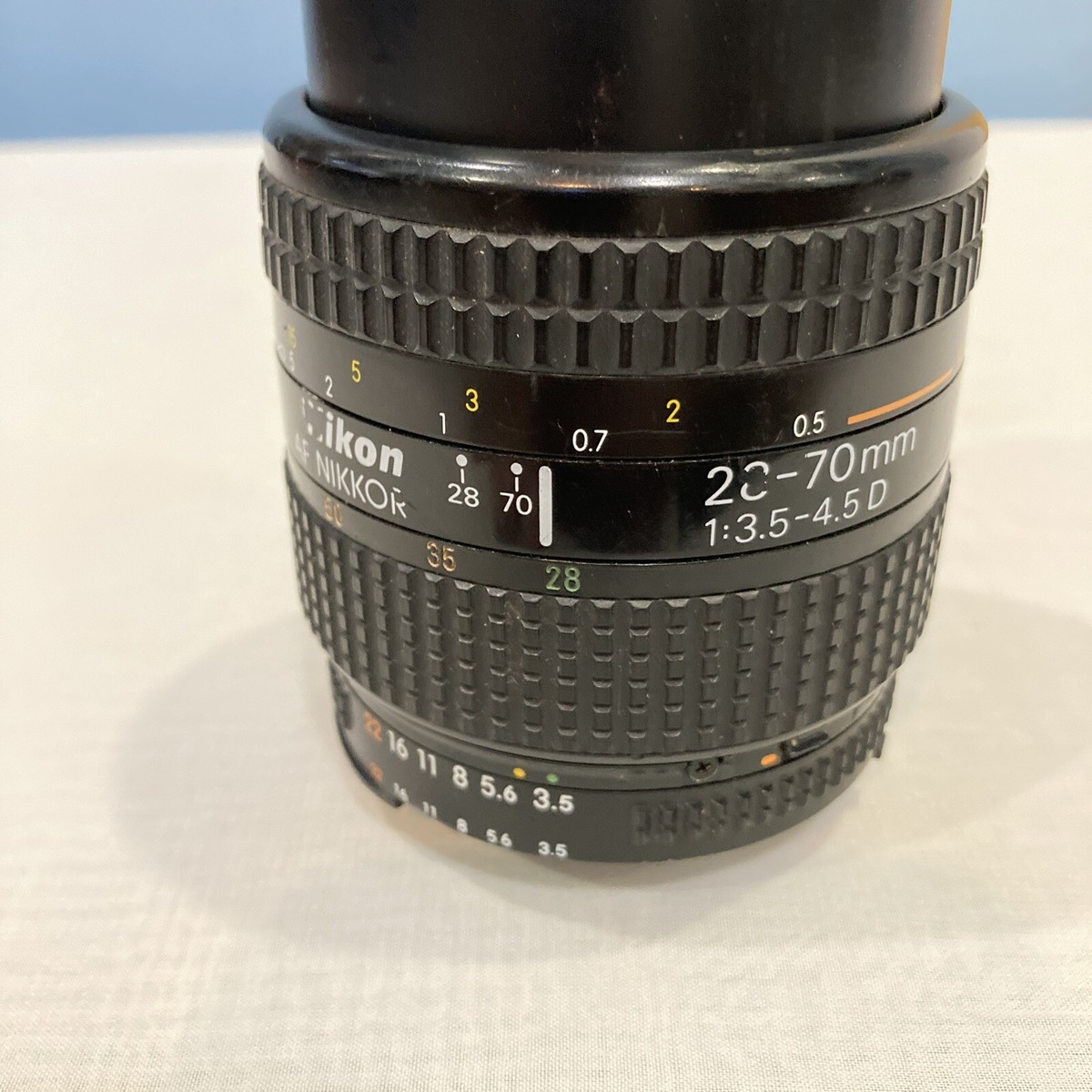 Nikon AF Nikkor 28-70mm F/3.5-4.5 D Zoom Lens - FOR REPAIR/PARTS