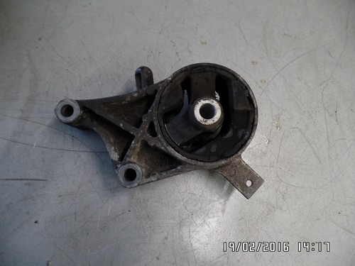 Opel Vectra Signum 2.2 direct Motorhalter Motorlager V04632