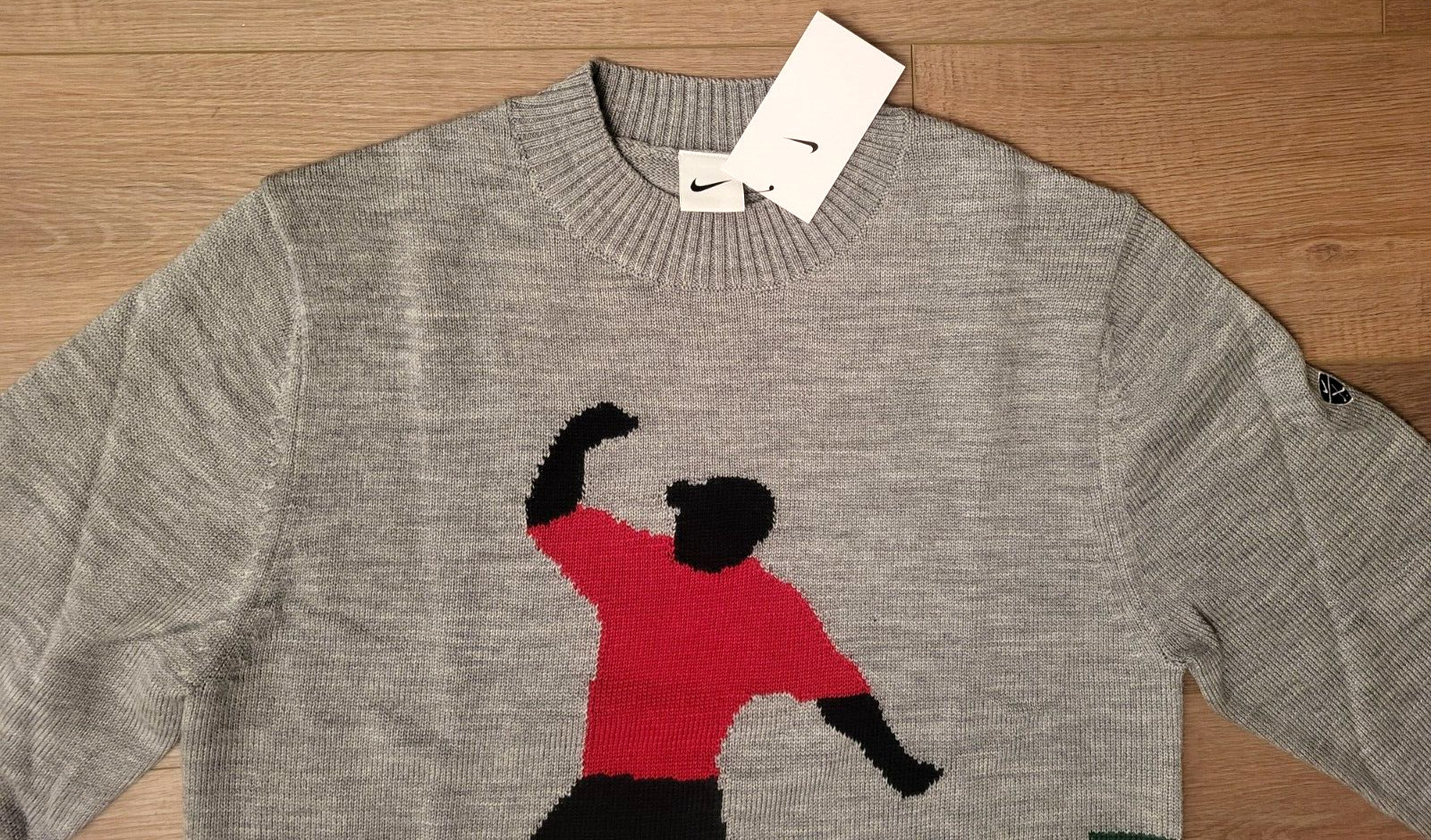 Nike Golf Tiger Woods Fist Pump DA 4151-063 Crew Neck Knit Wool Sweater Medium M