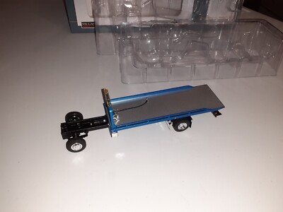 1/64 Blue Rollback Tow Truck For Custom Build SpecCast