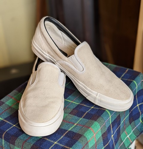 converse slip on 9.5