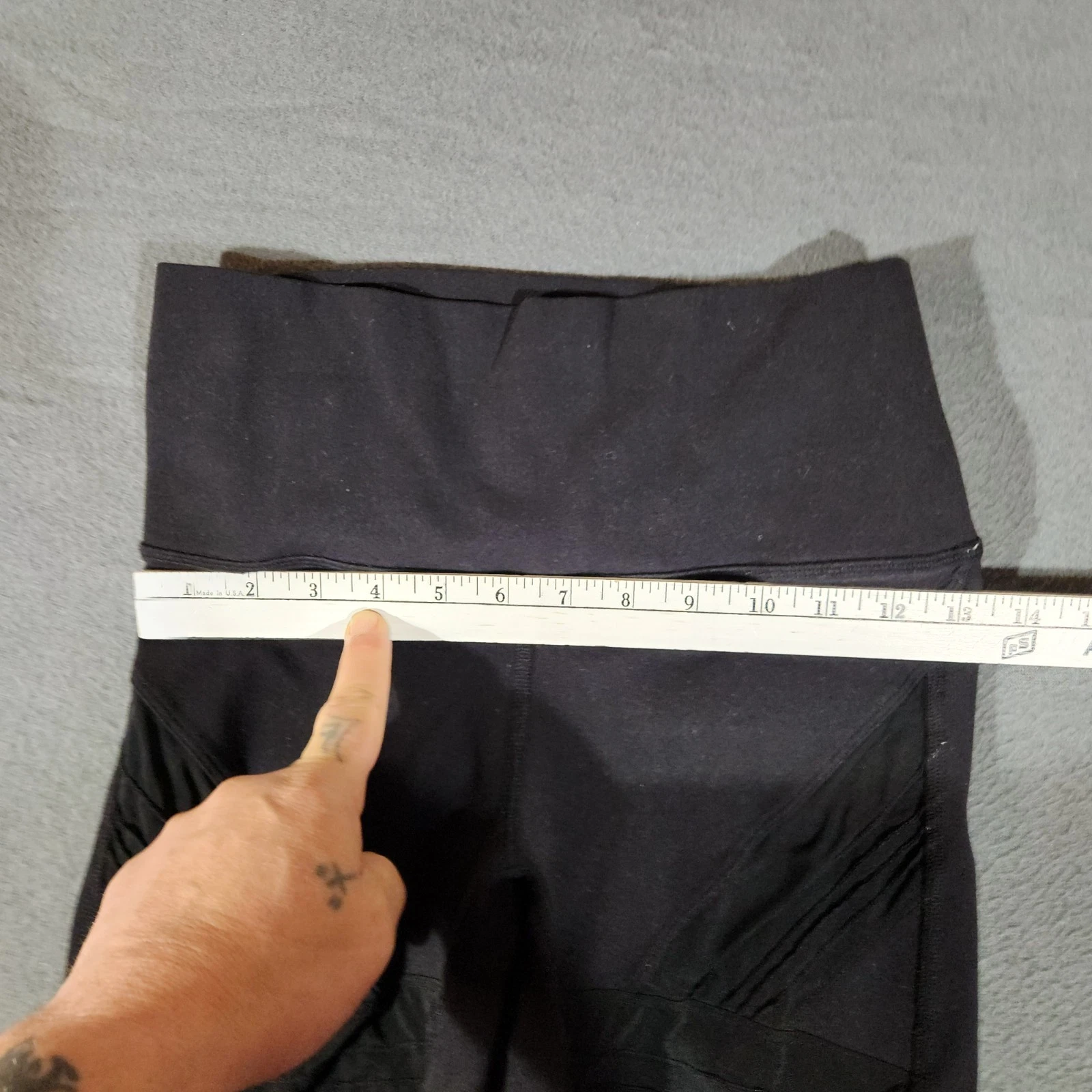 alo-yoga high waisted sporty activewear leggings