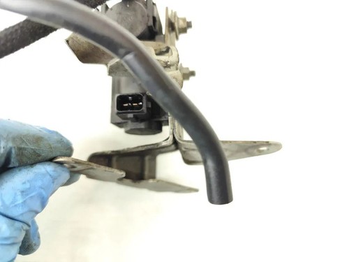 BMW 5 F10 Vakuumventil 7626350 4.40 Petrol 2012 33229224