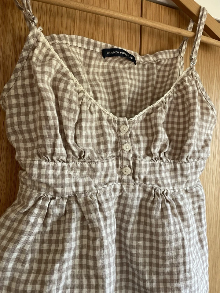 Babydoll Y2K Brandy Melville Tiffany para mujer pequeño top lino tostado Foto 2 de 4