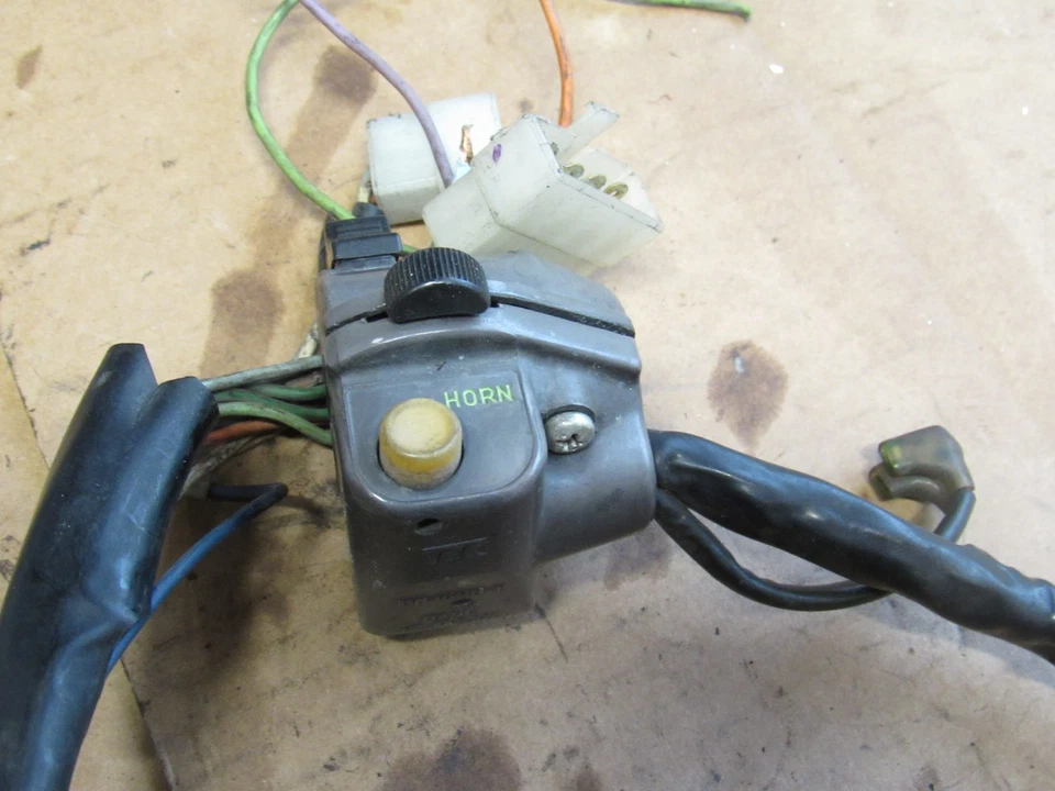 1979 Honda Gold Wing GL1000 Left Side Control Switch Turn Signal Horn Lights - Image 3 of 4