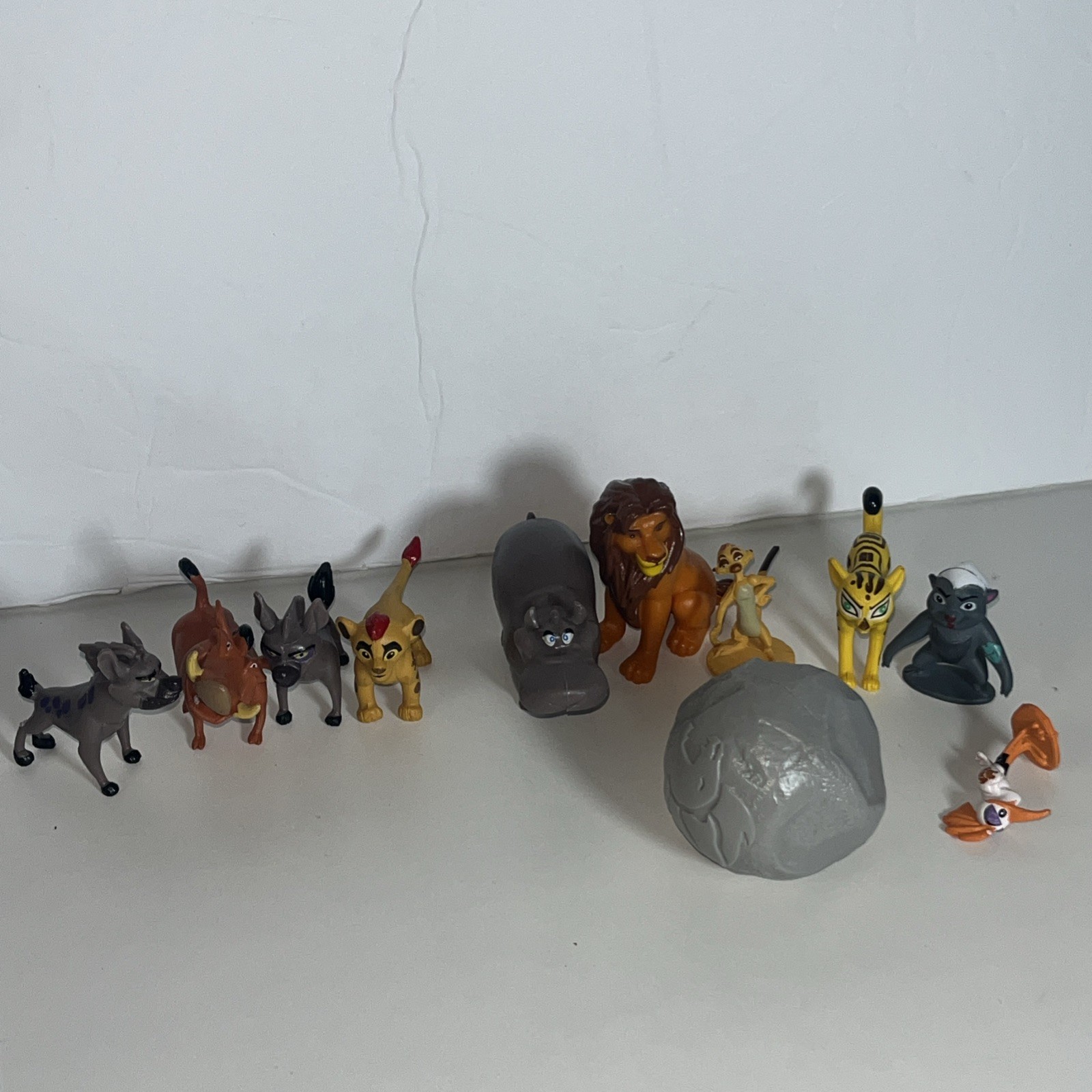 Picture 1 of 8