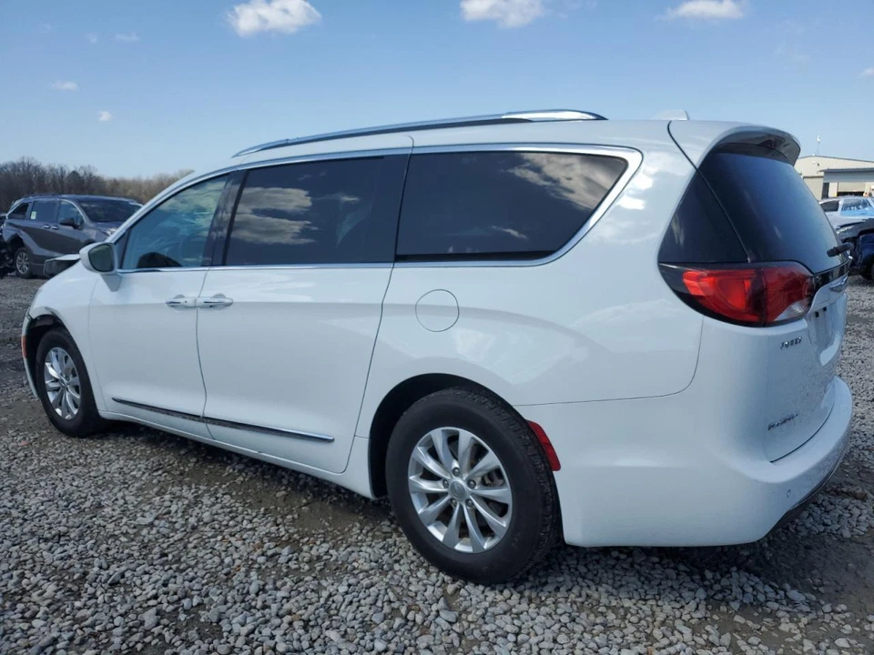 Used Fuel Tank fits: 2018 Chrysler Pacifica gasoline Grade A - Image 2 of 4