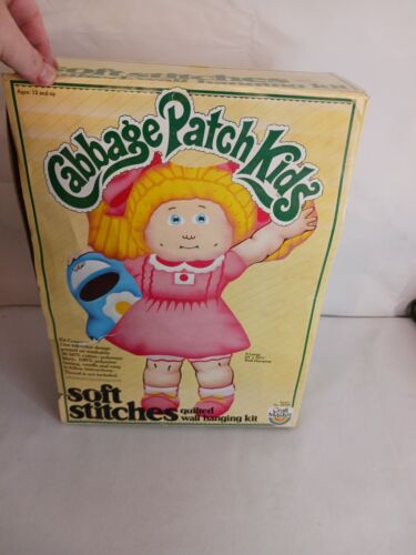 Vintage Cabbage Patch Kids Soft Stitches Large Quilted Wall Hanging Kit Girl NIP - Picture 1 of 5