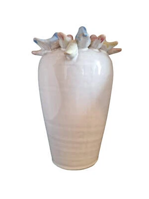 Bezaubernde, stilvolle Vase "Vögelchen" aus Steingut in weiß Ø 12,7, H 22 cm - Bild 1 von 4