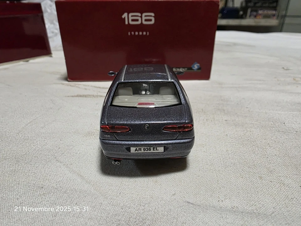 ​Modellino Auto Alfa Romeo 166 (1998) 1:43 Solido Ste. Solidé Raro In Metallo  - Immagine 4 di 4