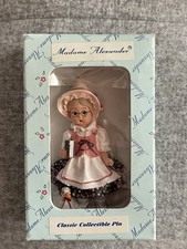 Madame Alexander Mother Goose Collectable Pin