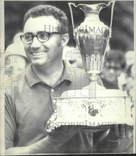 1969 Press Photo Golfer Tommy Aaron Holds Gold Cub Trophy at Canadian Open