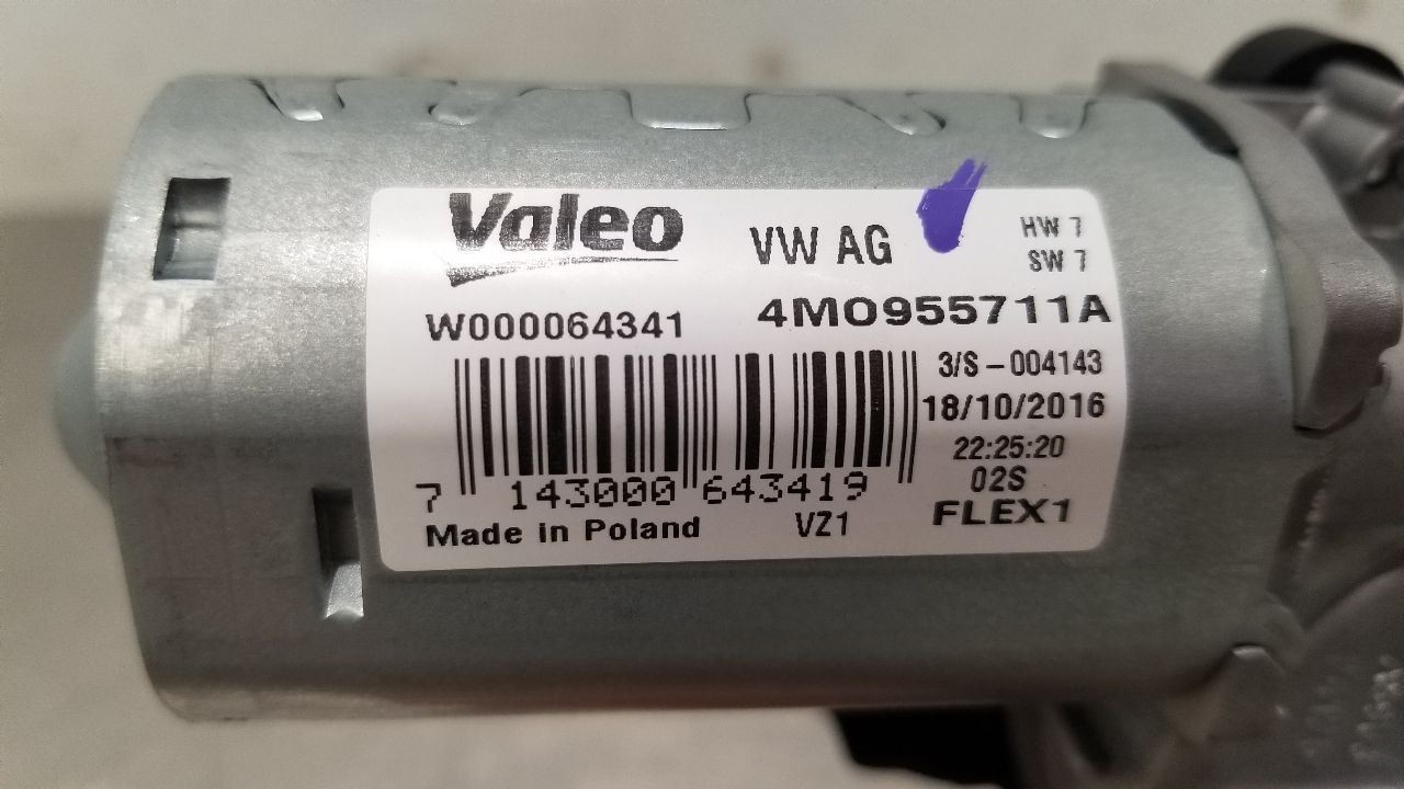 Bentley Bentayga Rear Windshield wiper motor P/N 4M1820021