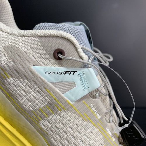 Salomon Ultra Glide 2 Women’s Running Shoes Ortholite Impressions Women’s Sz 8.5 - Picture 17 of 19