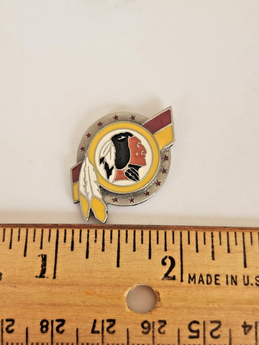 Washington Redskins Layered Logo Pin _ Lapel Pin _ Tie Tack - Picture 2 of 3